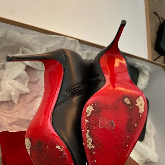 Boots - Picture 3 of 5